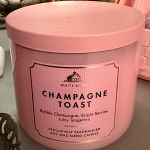 White Barn/Bath & Body Works Champagne Toast Pink Candle. New